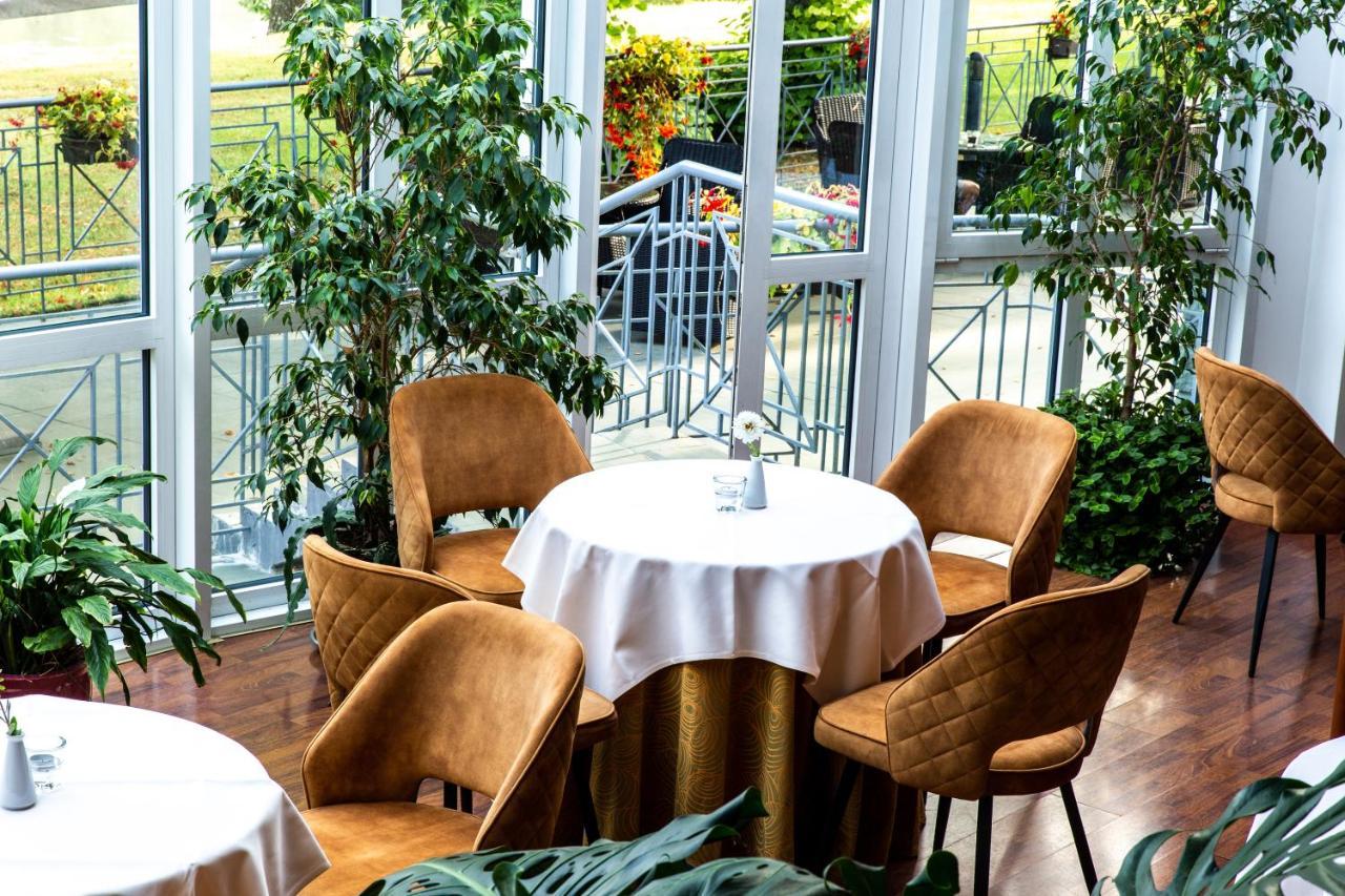 Hotel Violeta ดรูซกินินไก ภายนอก รูปภาพ